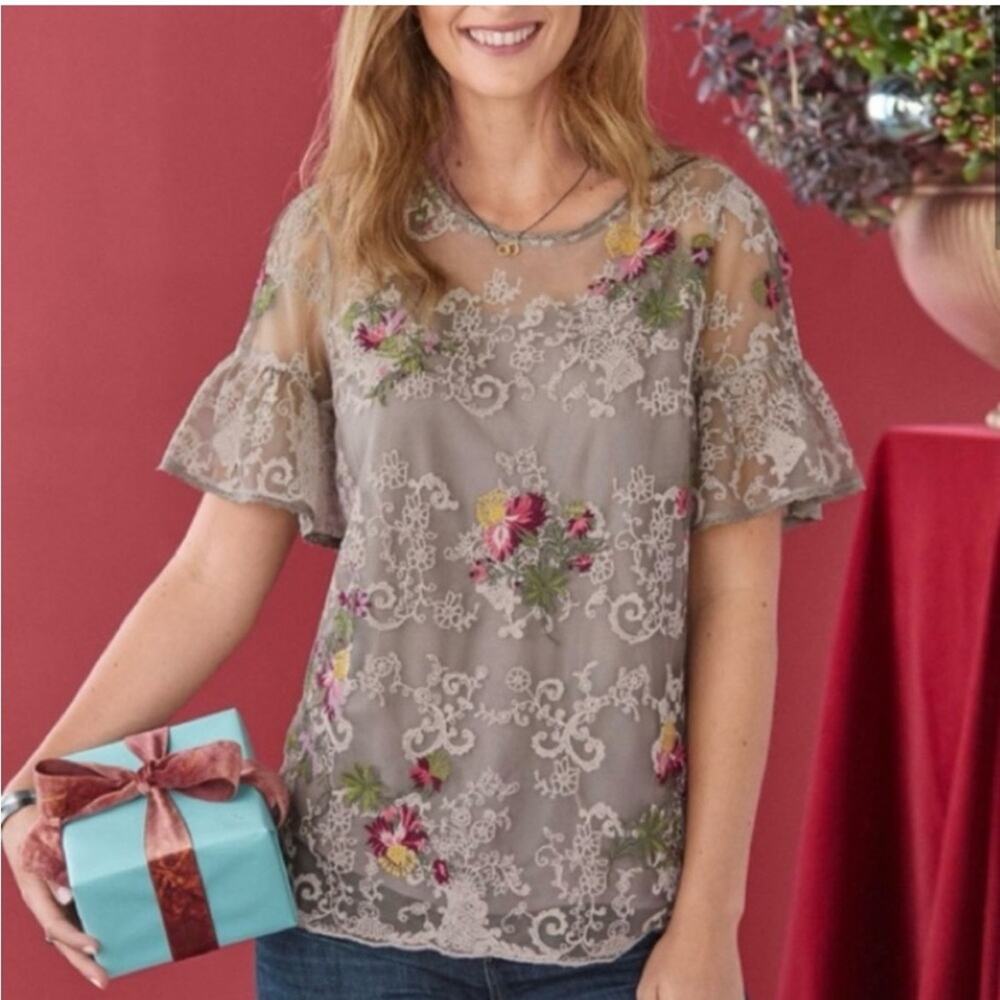 Sundance Embroidered Lace Short Sleeve Blouse